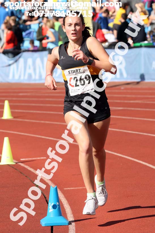 Womens under-17s  Northern 3 Stage Road Relay, SportsCity, Manchester. Photo: David T. Hewitson/Sports for All Pics